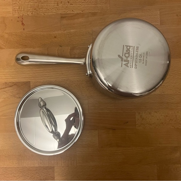 AllClad D5 1.5qt Stainless Steel Saucepan - Picture 4 of 6